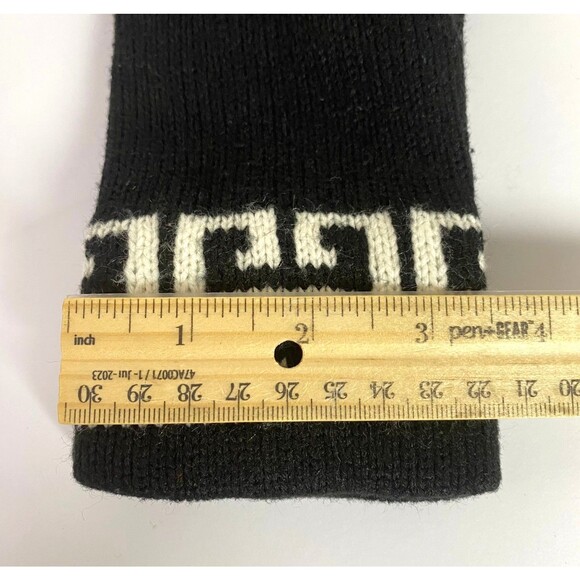 Isotoner Vintage Acrylic Knit Gloves One Size Black Geometric White Design - Picture 5 of 5